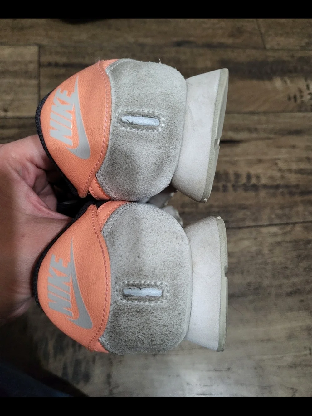 * Nike MD Valiant GS sneakers grey textile upper with suede 6Y